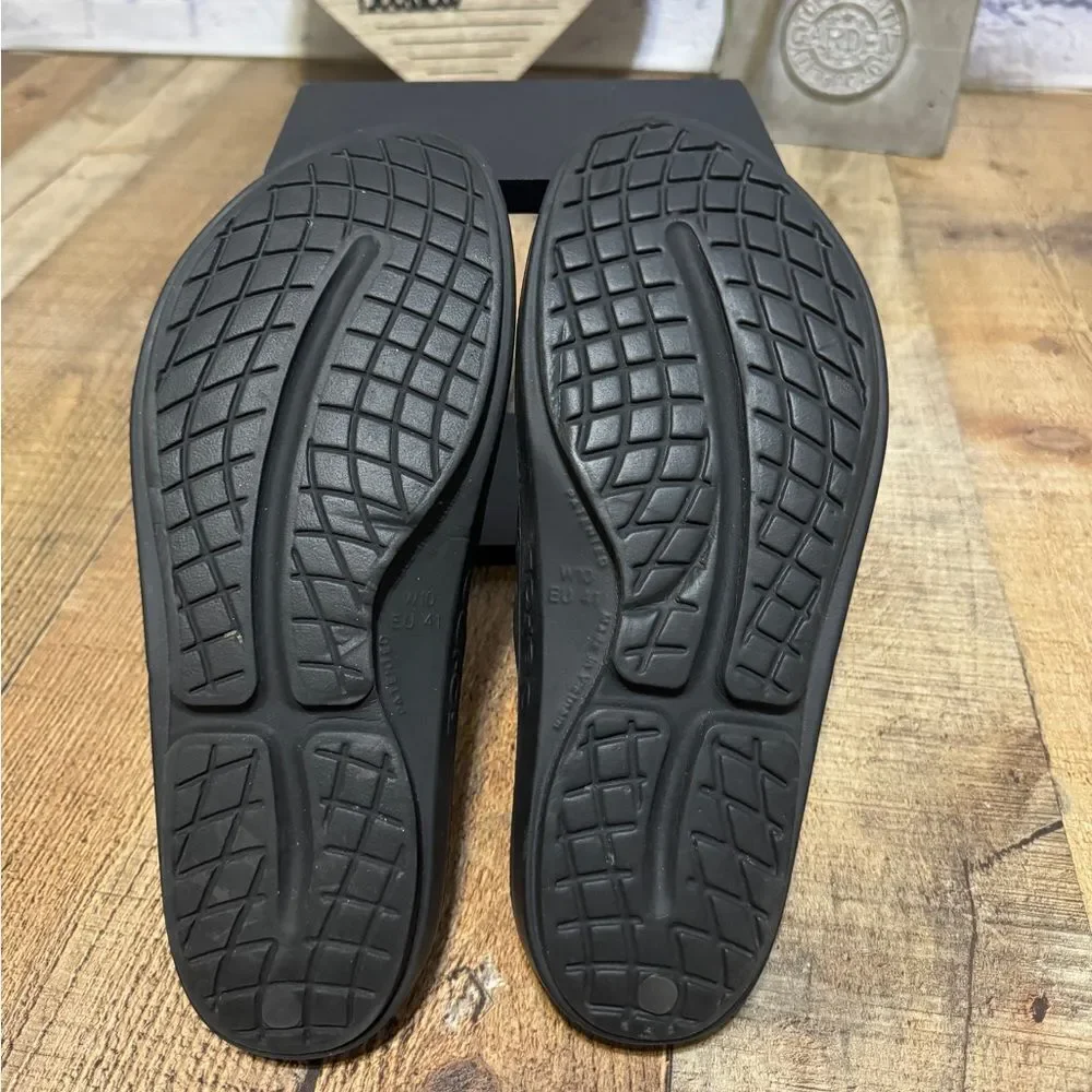 Oofos Sandals 10 Black Oolala Thong Comfort Slip On Recovery Walking Sandals